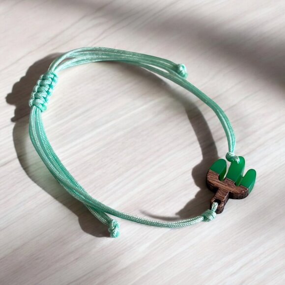 Boho Wooden Cactus Rope Bracelet - Picture 2 of 5